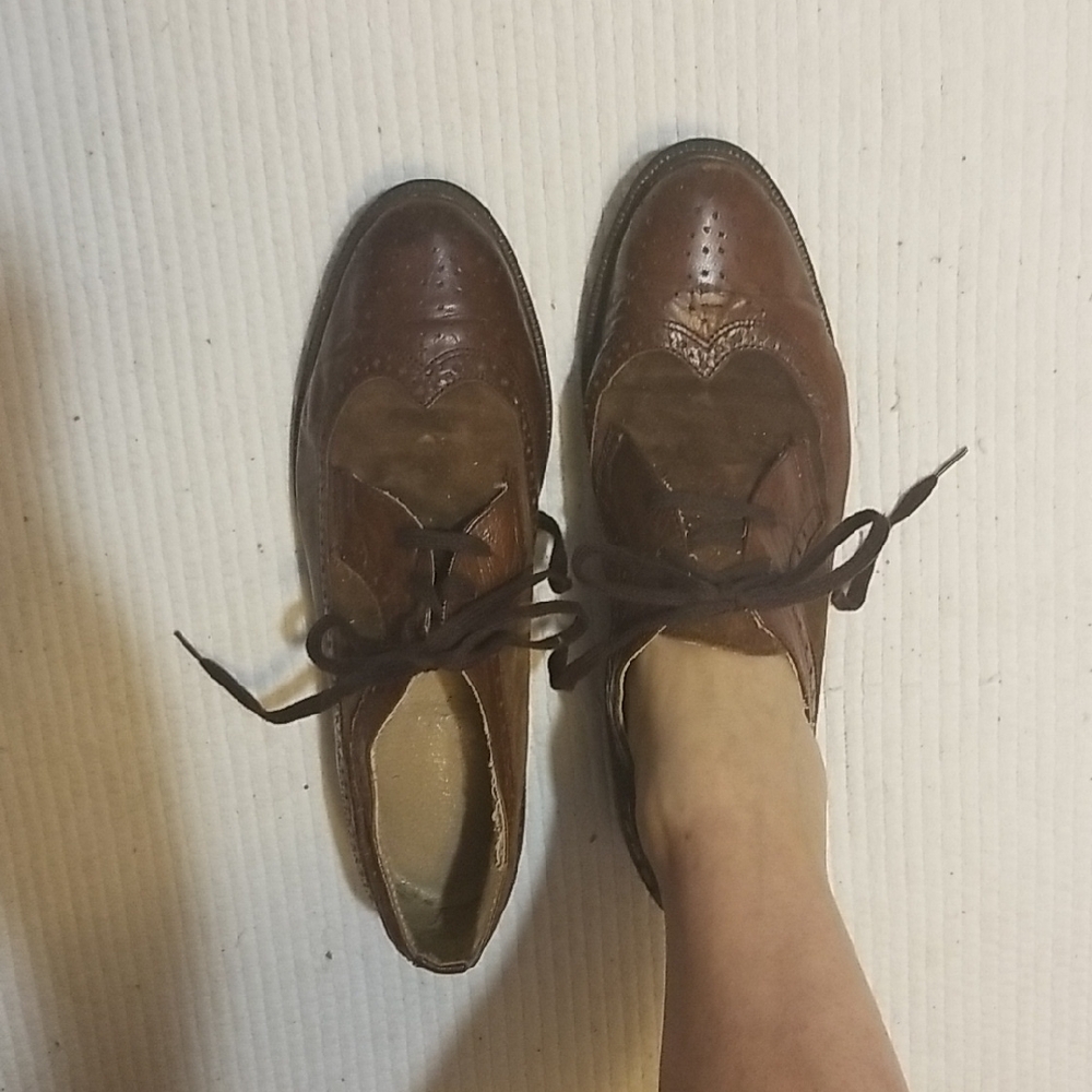 Unique Vintage Brown Leather Shoes